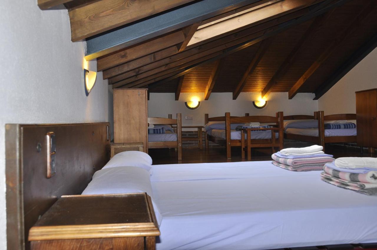 Casa De La Montana Albergue Turistico Avín Zimmer foto