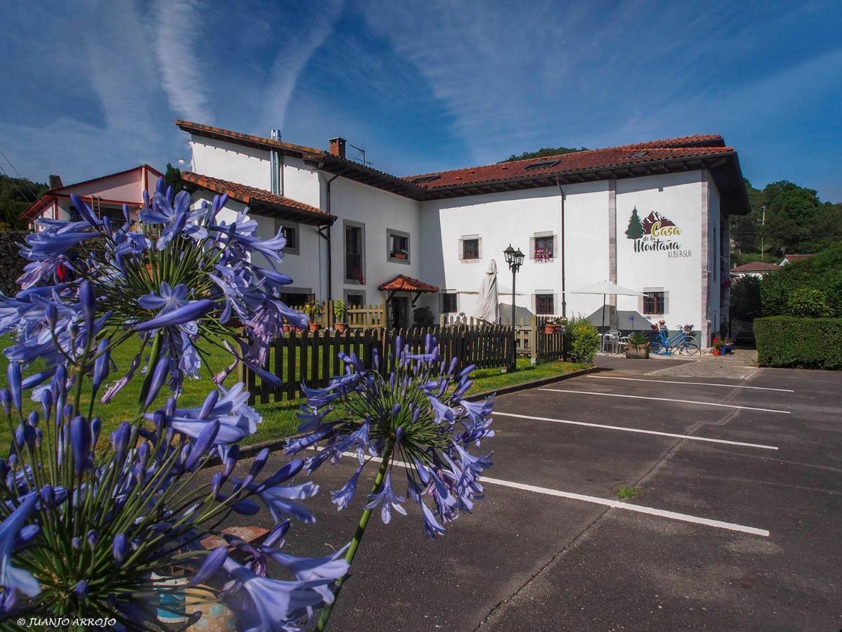 Casa De La Montana Albergue Turistico Avín Exterior foto